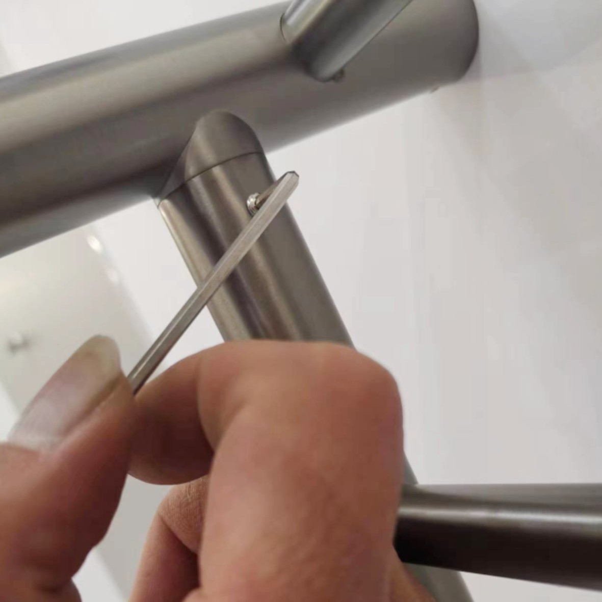 Bulk discount heated towel racks for contractors
