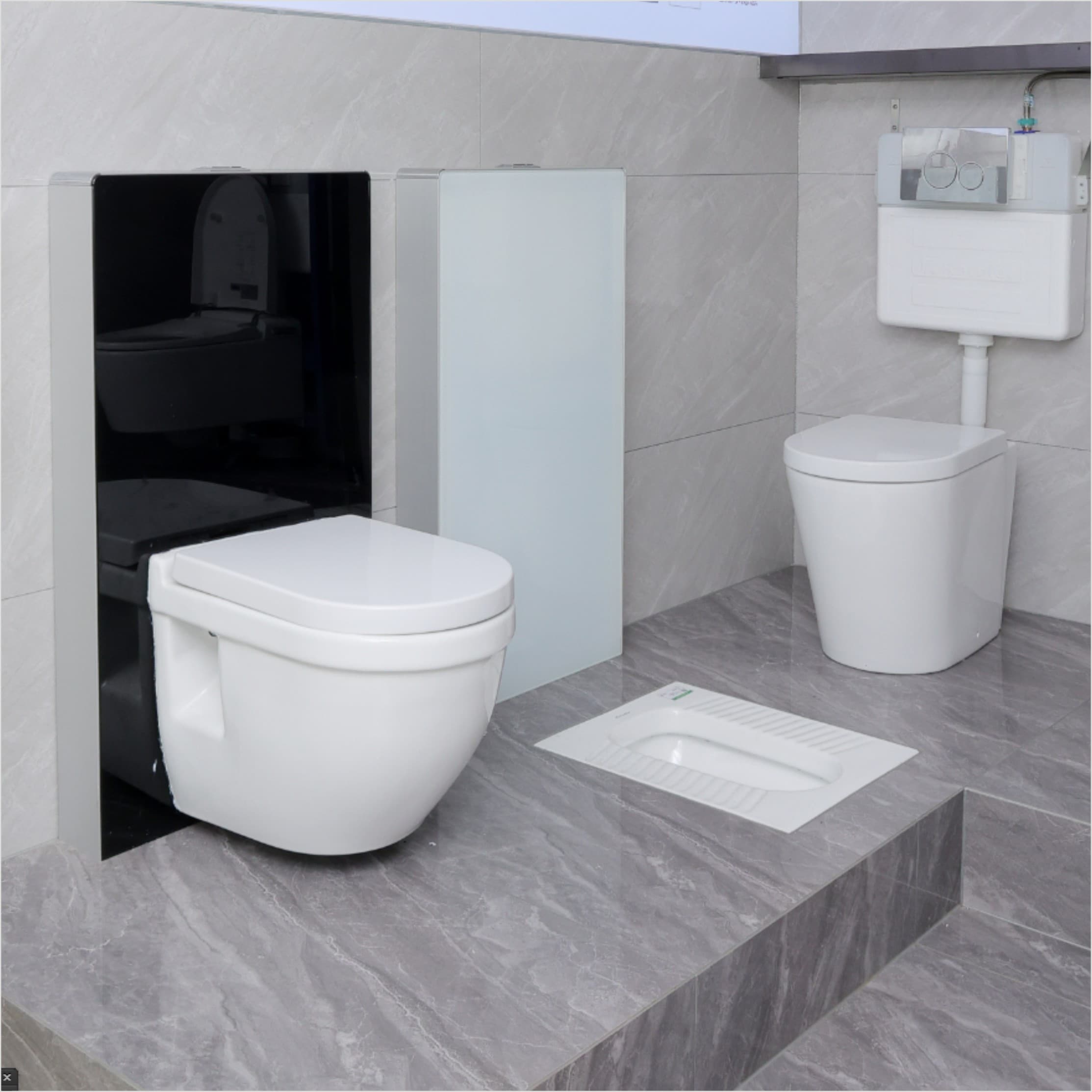  Eco-friendly glass flush tank with water-saving feature