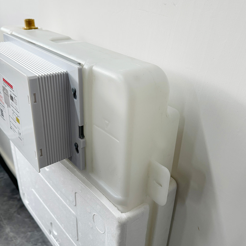 Frame-Free High-Efficiency Concealed Cistern